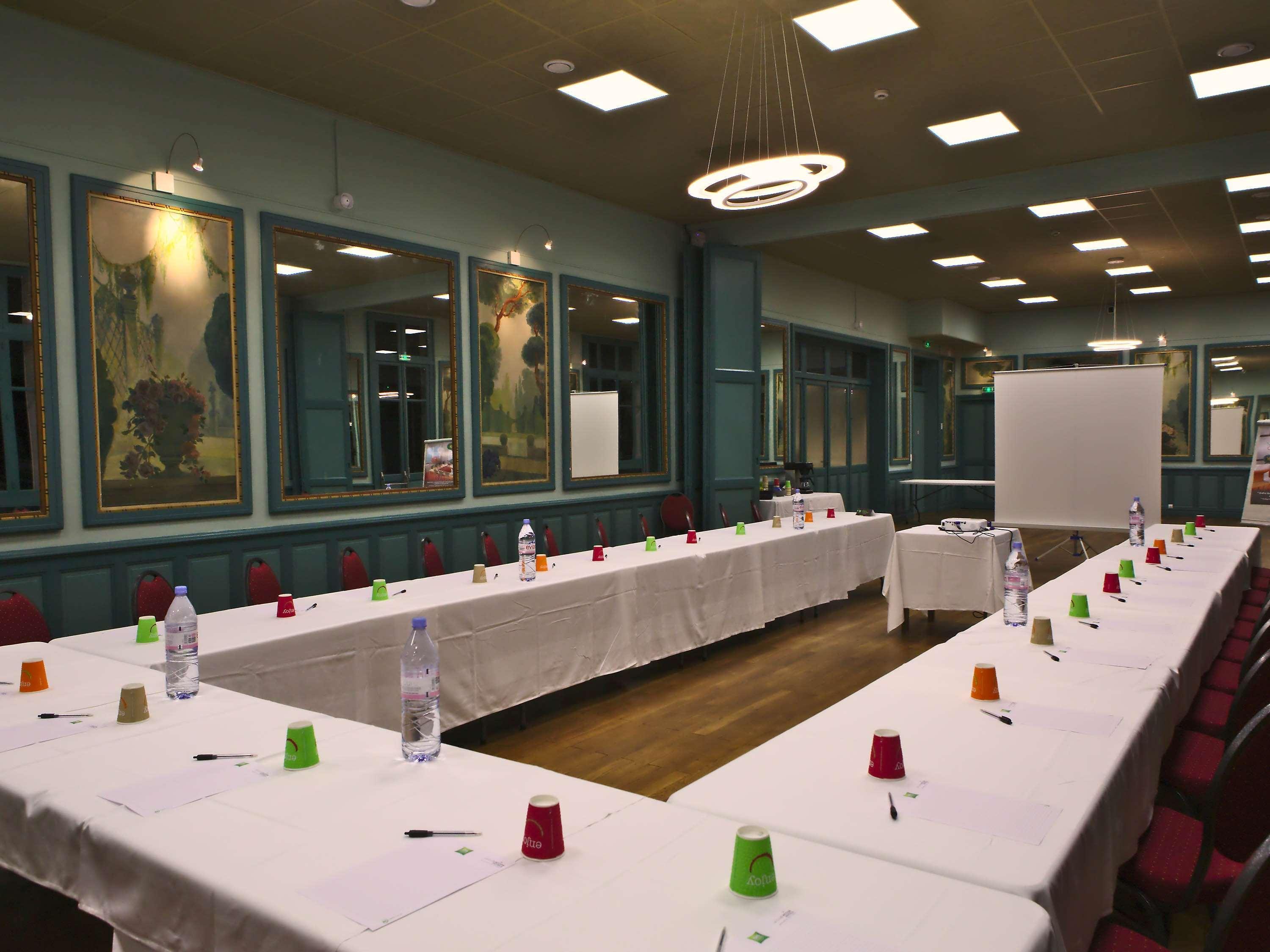Hotel Ibis Styles Moulins Centre 3*