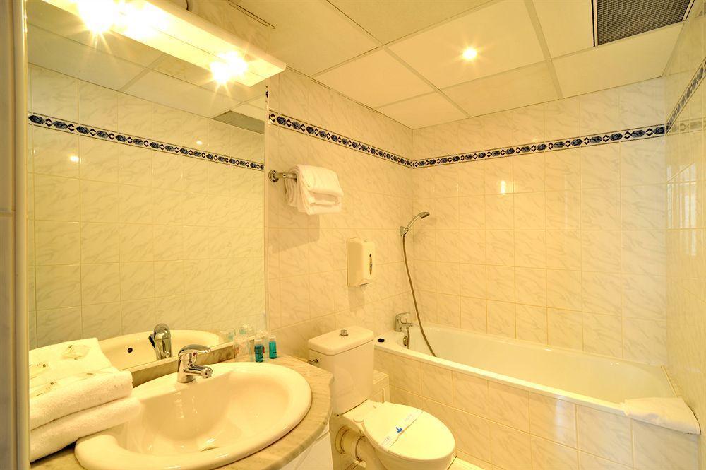 Hotel Ibis Styles Moulins Centre 3*